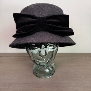 Patricia Underwood So Patricia! Women’s‎ Wool Grey Cloche Hat Big Bow One Size